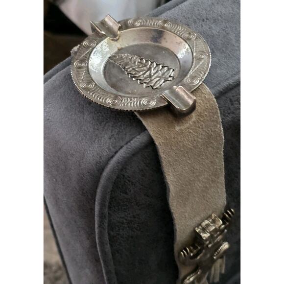 Rare Vintage Over Armchair Pewter Ashtray Weighted Leather Straps Native Western - Picture 3 of 8